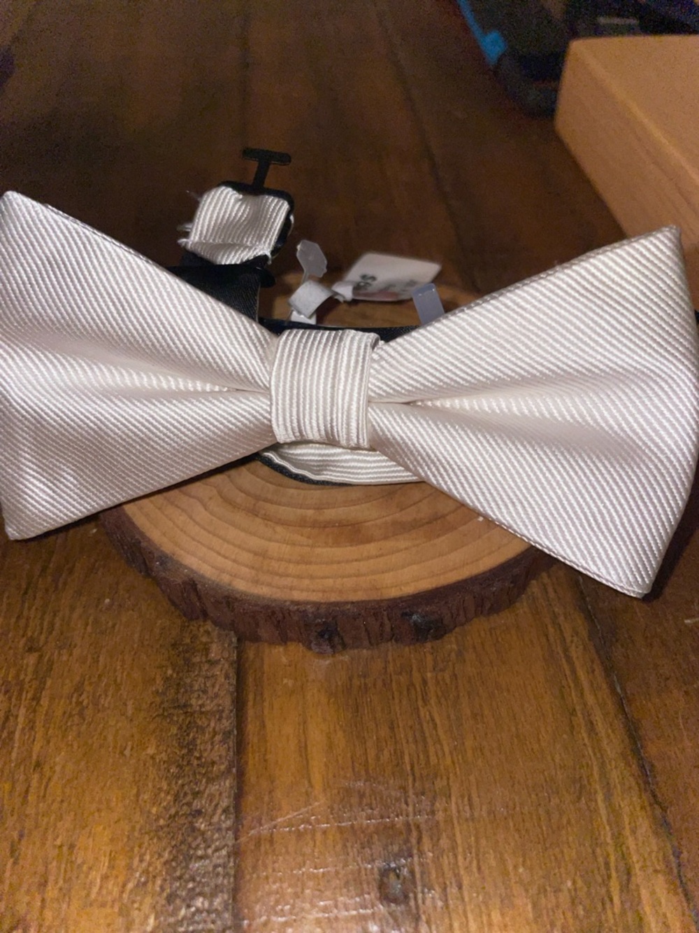 Jo’s A Bank Classic Ivory Mens Bow Tie - Formal Silk-Effect Finish